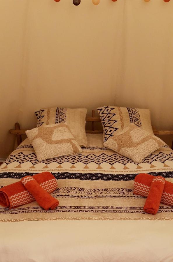 Le Tipi A Marie, Deconnectez- Vous !!! Hotel Cambounes Bagian luar foto